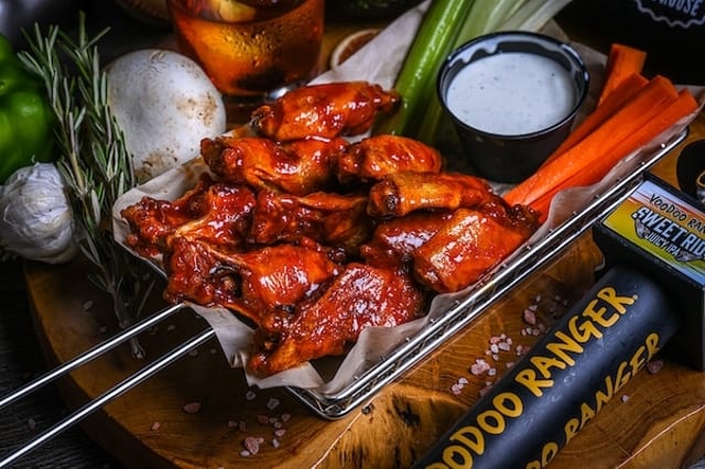 Eddie's Wings.